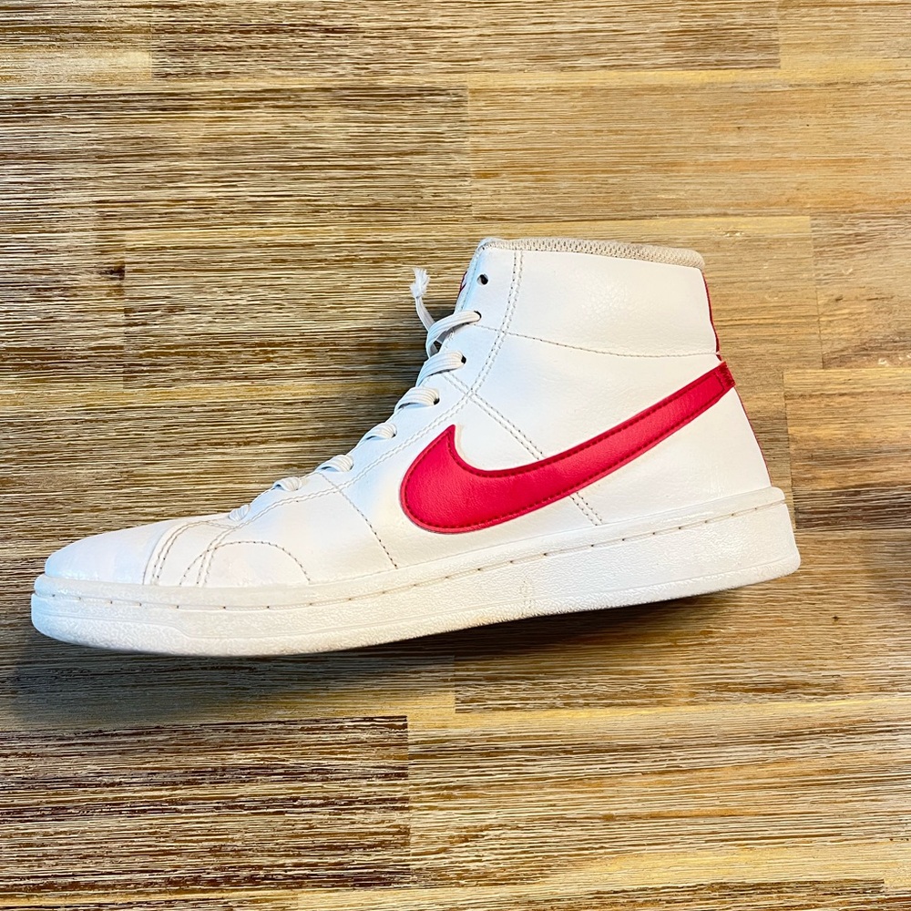 Nike Court Royale 2 Mid High Top Sneakers Women’s 8 White Pink
